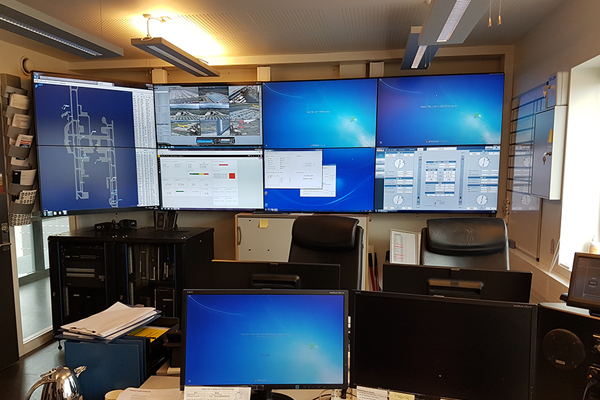 AV-programmering og styringssystemer